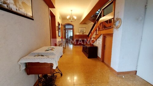 Thumbnail 6211375 - 3