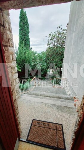 Thumbnail 6211375 - 5