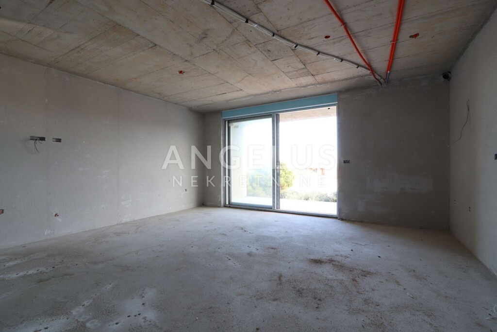 Image 6211421 - 2