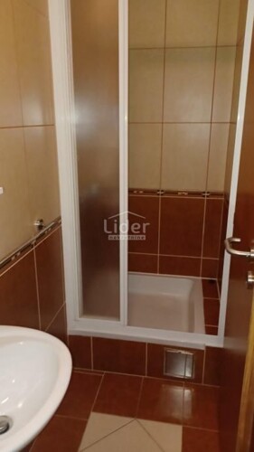 Thumbnail 6211832 - 10