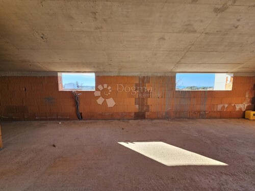 Thumbnail 6211878 - 14