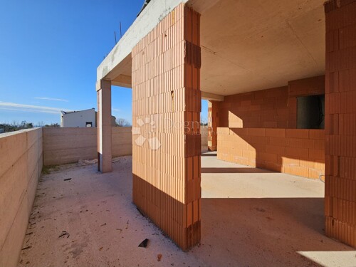 Thumbnail 6211878 - 10