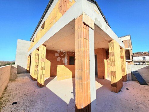 Thumbnail 6211878 - 12