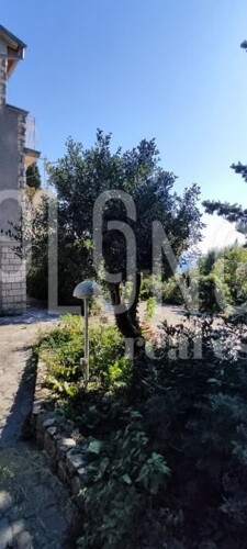 SELCE, samostojeća kuća 150 m od mora