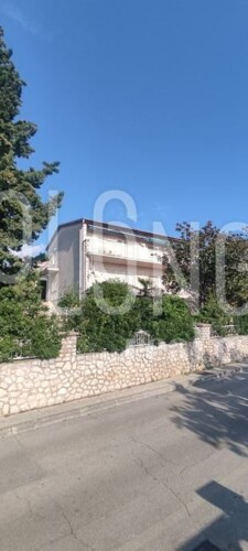 SELCE, samostojeća kuća 150 m od mora