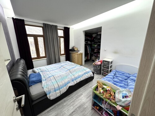 Thumbnail 6212083 - 9