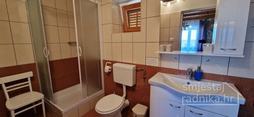 Thumbnail 6212087 - 16
