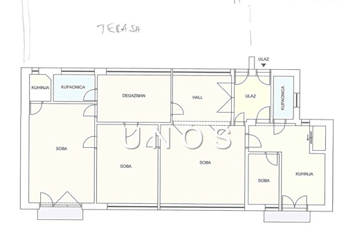 Trg bana Jelačića (5s) 160m2, 1kat/lift, dvorišna, 1 PM, betonska zgrada