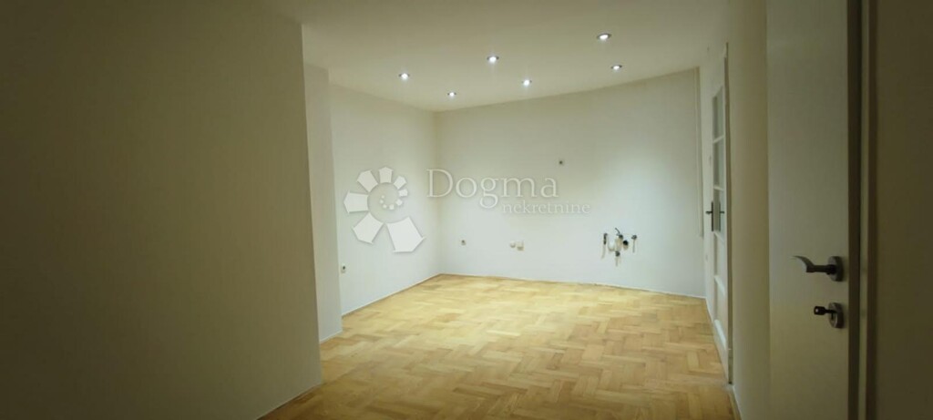 Image 6213165 - 5