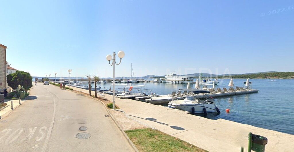Image 6213411 - 1