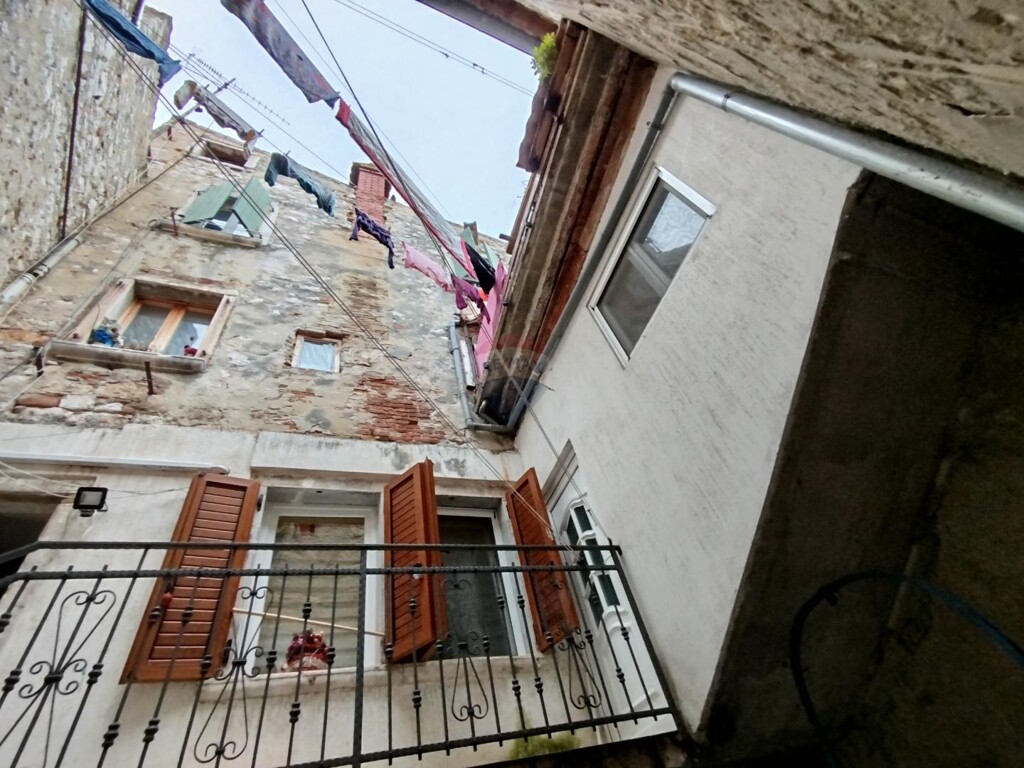 Image 6213420 - 3