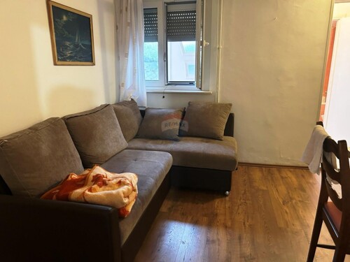 Bakar, Hreljin, dvojna kuća s 2 stana i okućnicom