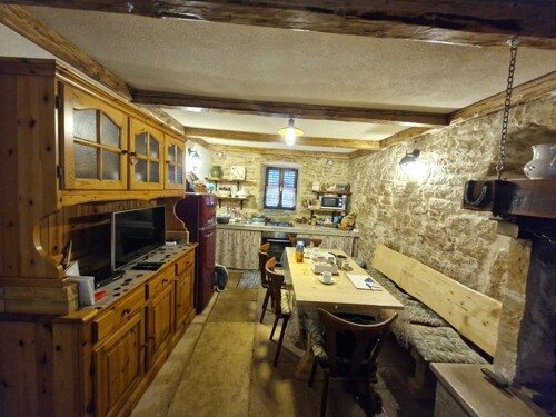 Istra, Rakalj- autohtona kuća,74m2