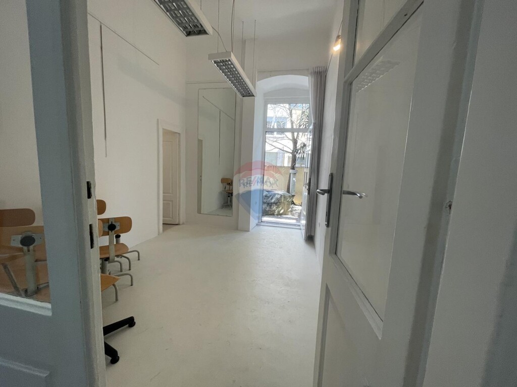 Image 6213434 - 7