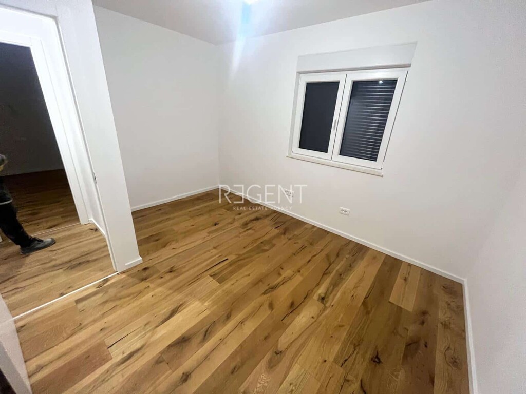 Image 6213700 - 5