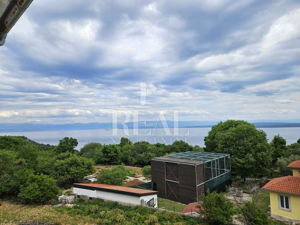 Image 6213716 - 2