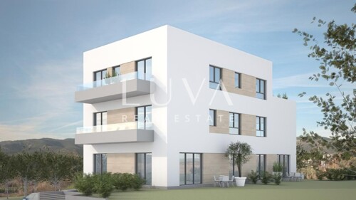 Thumbnail 6214013 - 3