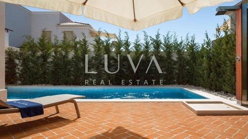 Luksuzna vila s bazenom na prodaju, Poreč, Istra