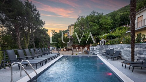 Thumbnail 6214081 - 12