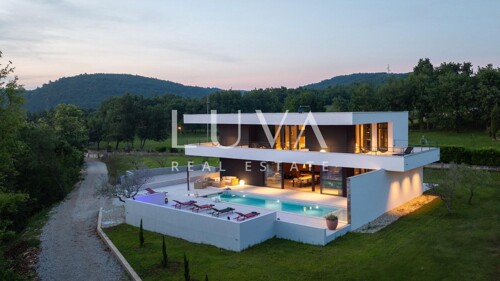 Šterna, Buje, Istra, moderna luksuzna vila s bazenom na prod