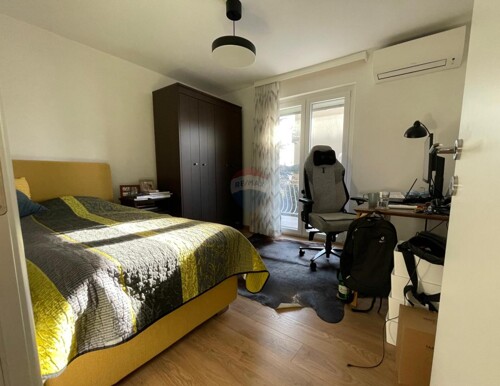 Thumbnail 6214666 - 11