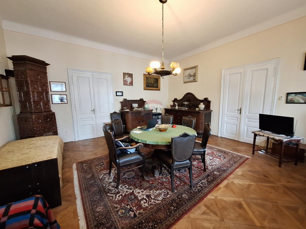 Image 6214668 - 2