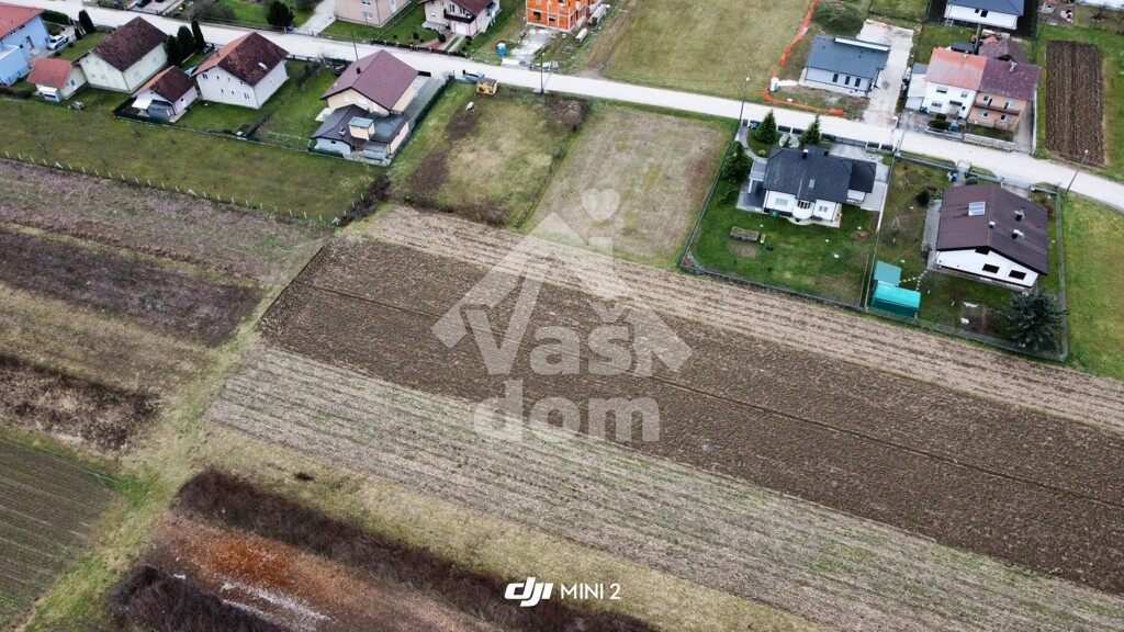 Image 6214682 - 3