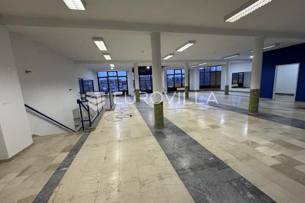 Image 6215017 - 12