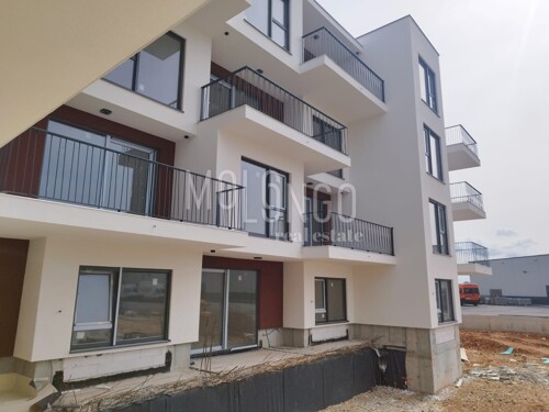 Thumbnail 6215201 - 9