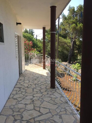 Thumbnail 6215233 - 3