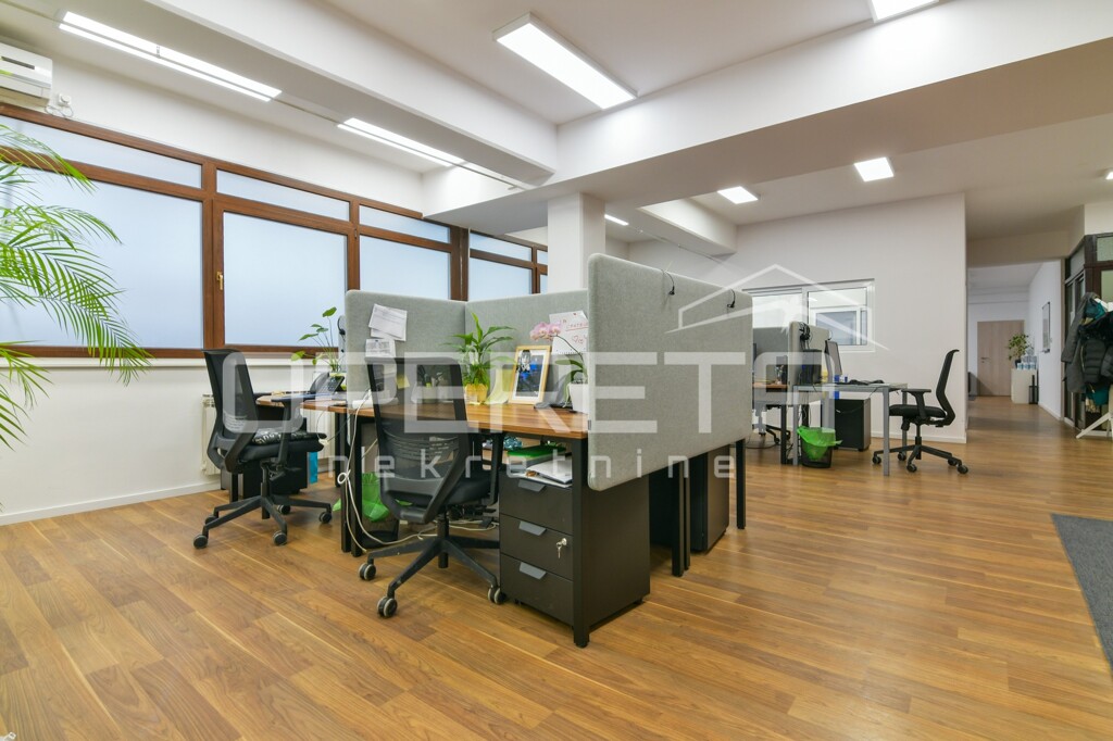 Image 6215873 - 3
