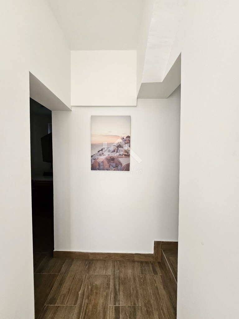 Image 6216345 - 25