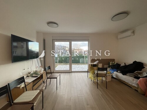 Thumbnail 6216358 - 5