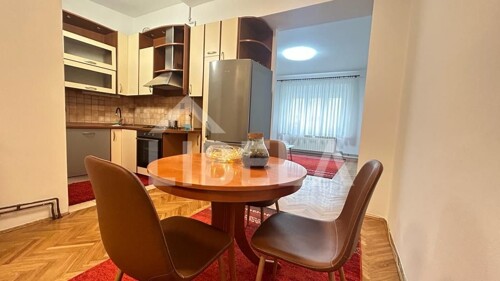 Petrova ulica stan 60m2 – visoko prizemlje