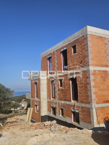 Thumbnail 6217005 - 5