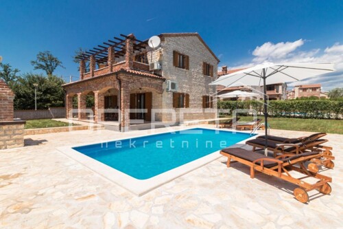 Istra, Vodnjan- okolica, predivna kamena kuća sa 4ss