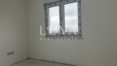 Thumbnail 6217066 - 18