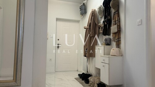 Thumbnail 6217097 - 12