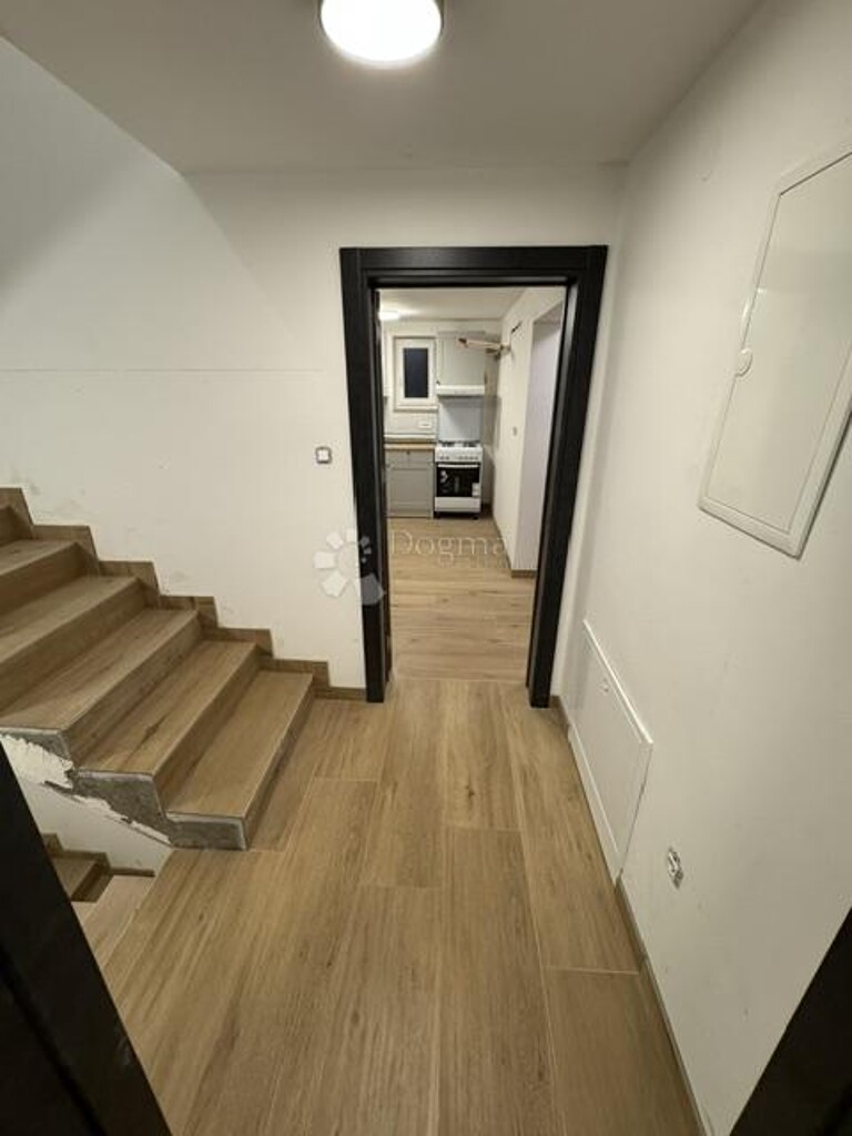 Image 6217387 - 4