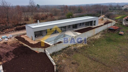 Thumbnail 6217417 - 8