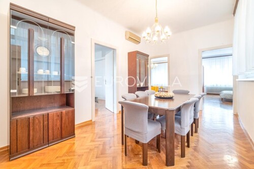Zagreb, Centar, Bogovićeva ulica, trosoban stan 125 m2