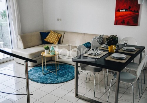ZADAR/Petrčane, dvoetažni stan uz more
