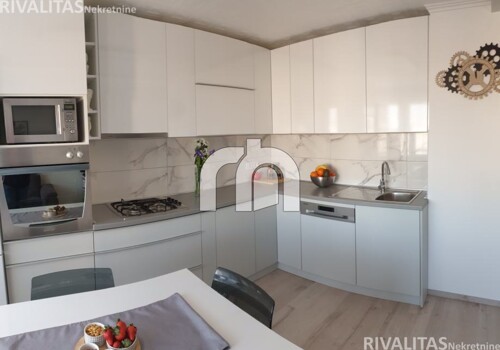 DUBRAVA 3S, 63.81M2-OBNOVLJEN-BEZ PROVIZIJE ZA KUPCE!