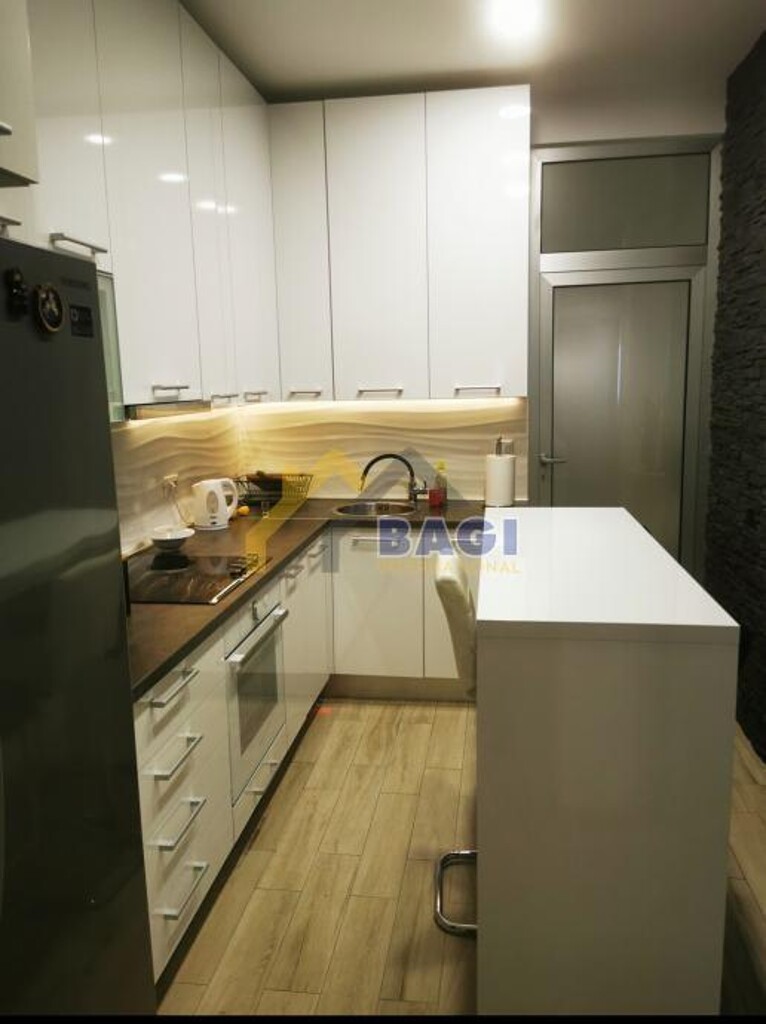 Image 6218077 - 10