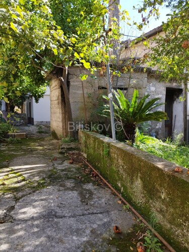 Thumbnail 6218126 - 8