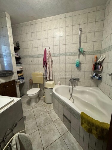 Thumbnail 6218233 - 11