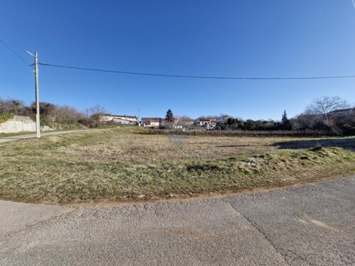 Svetvinčenat, Peresiji, samostojeća prizemnica 85,66m2
