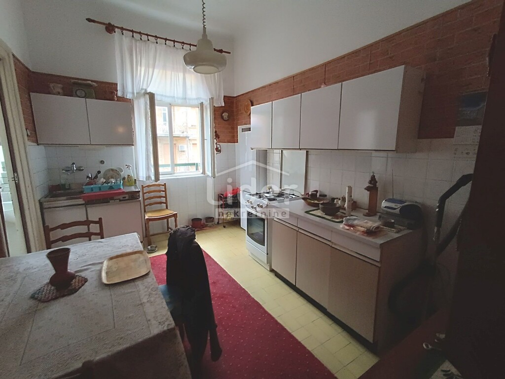 Image 6218632 - 4