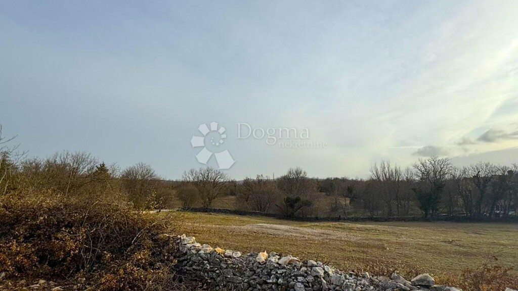 Image 6218647 - 9
