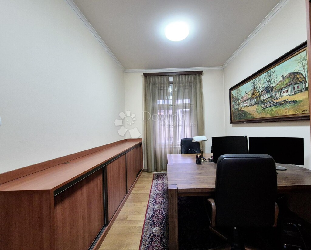 Image 6218666 - 8